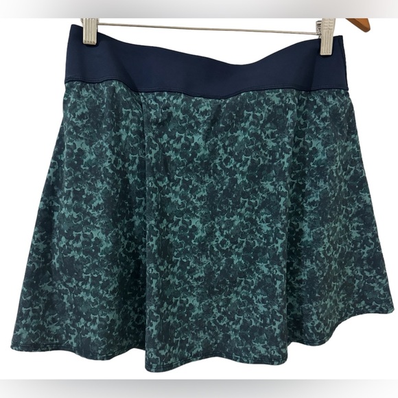 Puma Golf Skort size large 16” - Picture 2 of 2